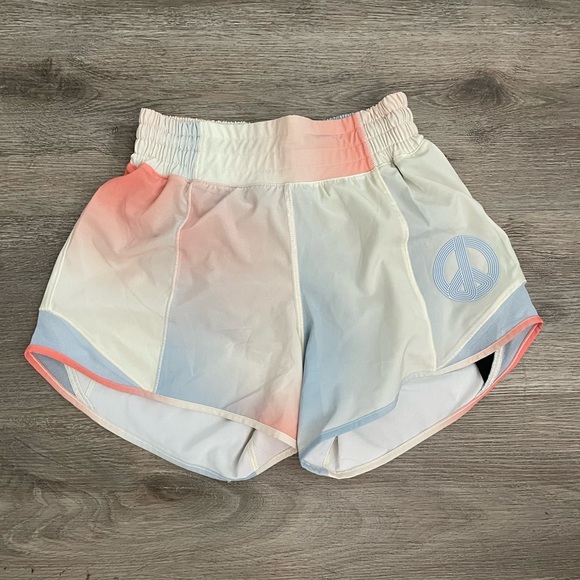 lululemon x Madhappy Set - 4” Ombré Hottie Hot Short & All Yours Crop Tank - Picture 3 of 7